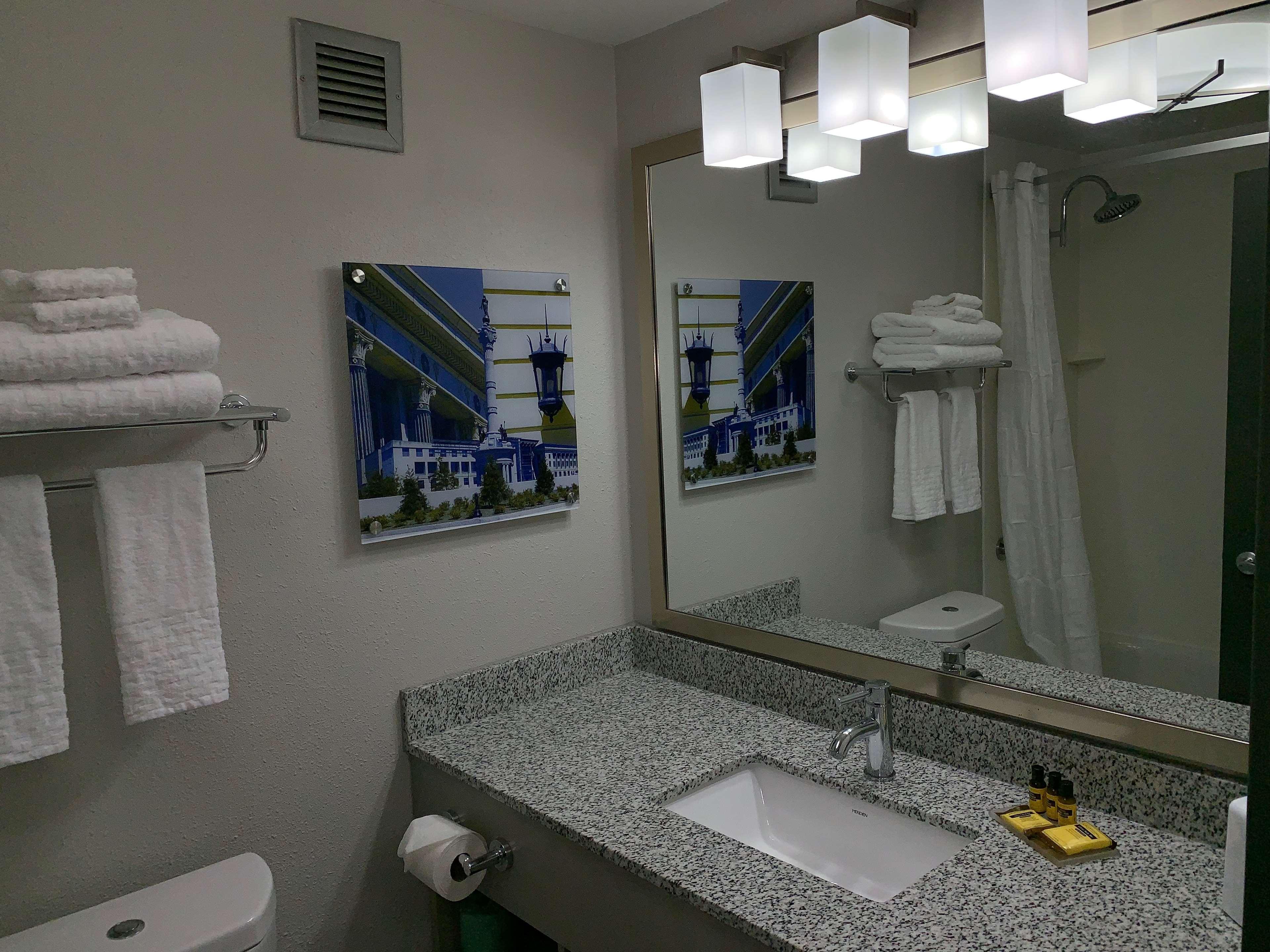 Best Western Plus Clarks Summit Scranton Hotel Номер фото